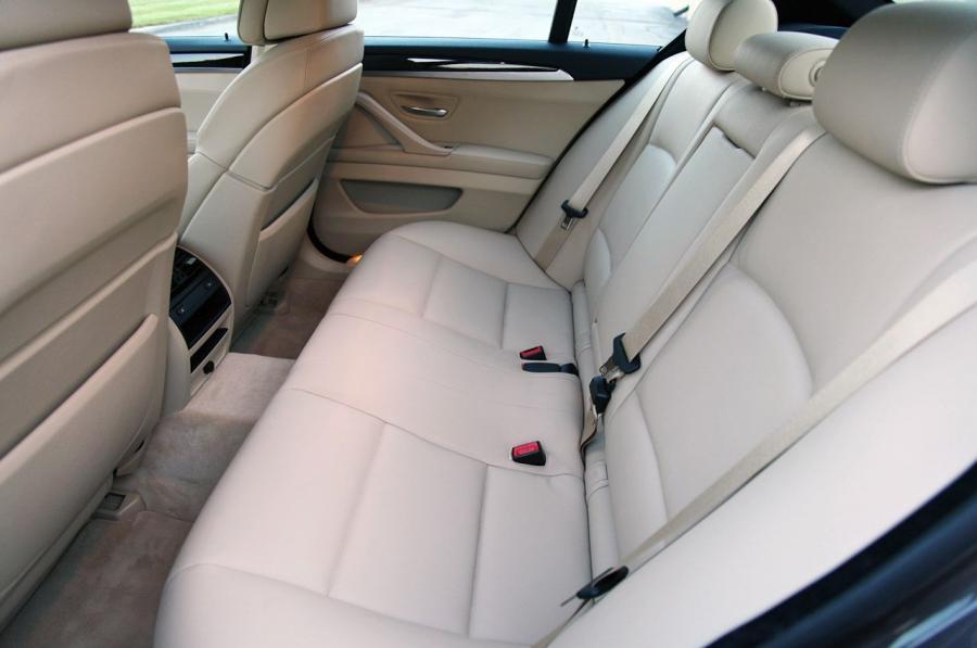  BMW 528i xDrive 2012 года  (фото 10 из 41)